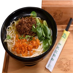 品味地道風味，共贏餐飲未來 仲氏米線產品、門店與加盟服務全解析